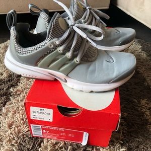 NIKE PRESTO